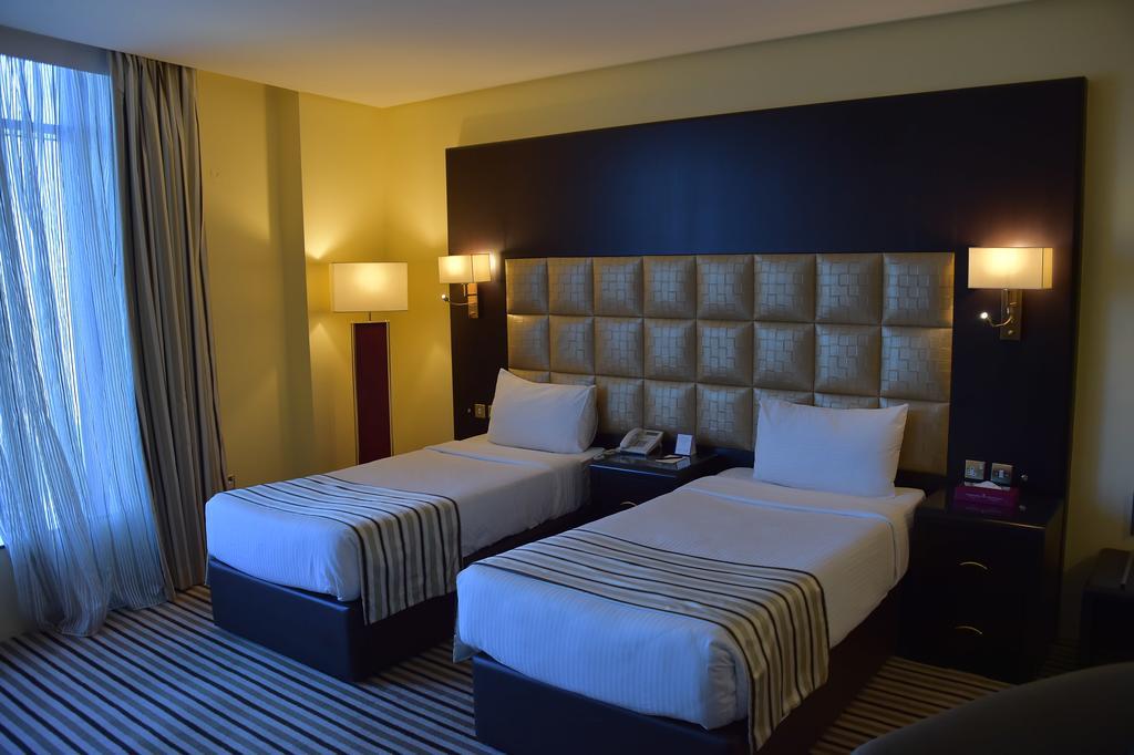Al Bastaki International Hotel Kuwait City Exteriör bild
