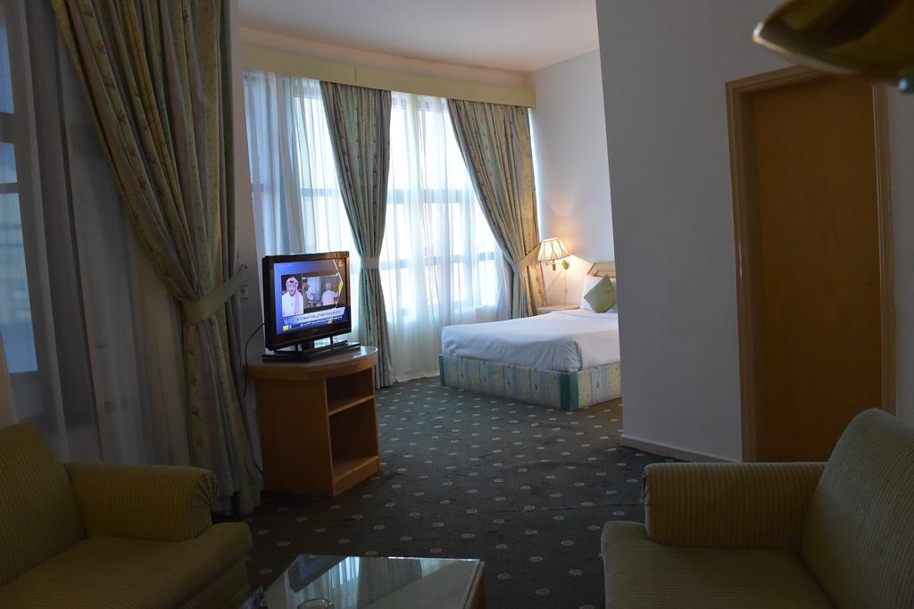Al Bastaki International Hotel Kuwait City Exteriör bild