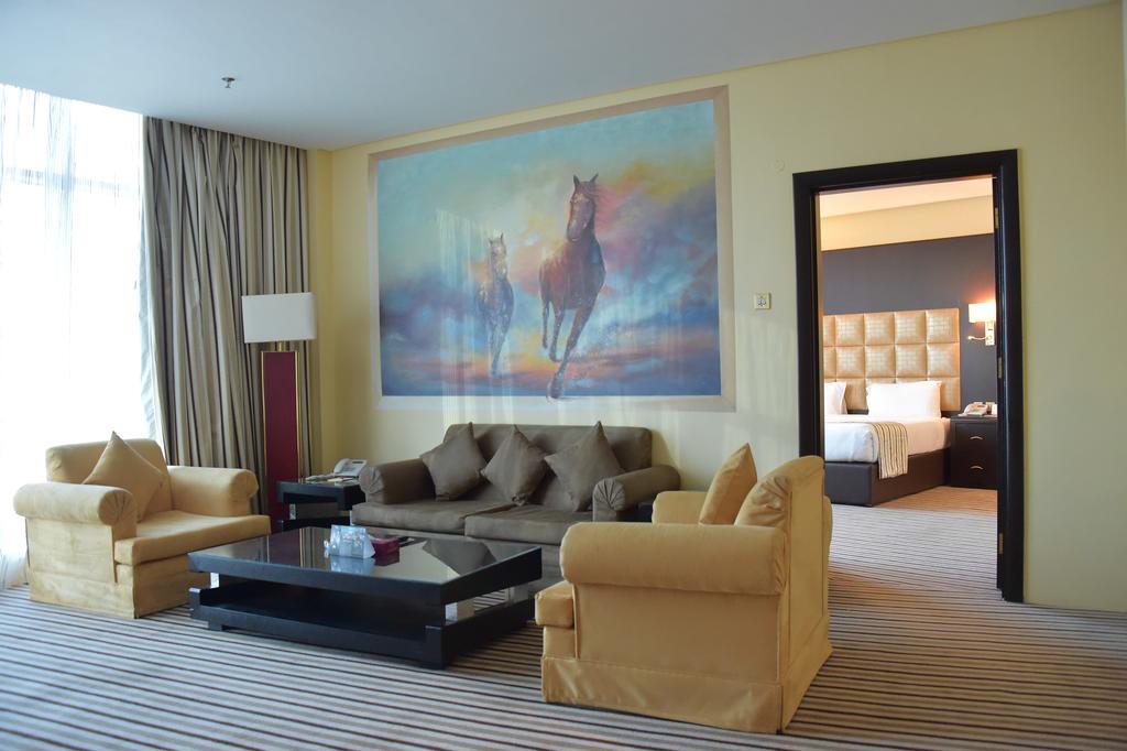 Al Bastaki International Hotel Kuwait City Exteriör bild