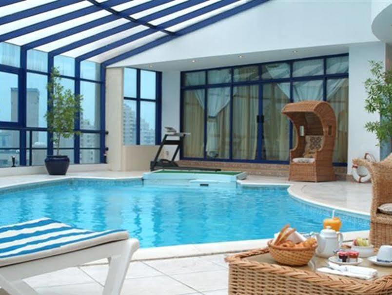 Al Bastaki International Hotel Kuwait City Exteriör bild